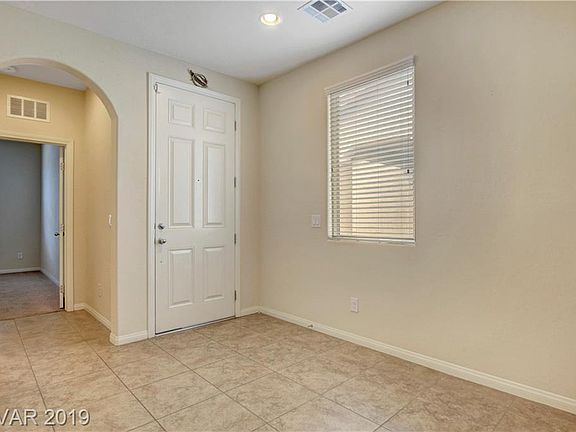 5th image of 246 Garden Arbor Ct