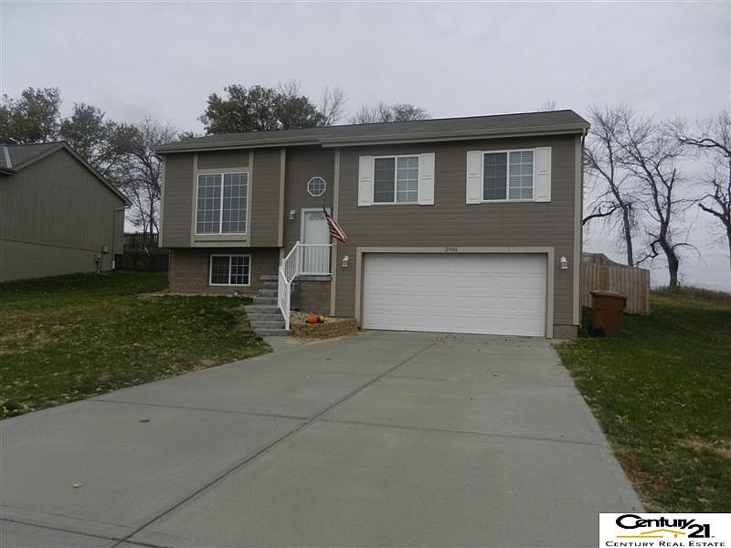 1st image of 2906 Yorktown St