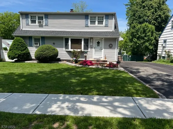39 Hooyman Dr, Clifton City, NJ 07013