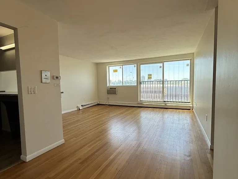 1643 Cambridge St #73 — Photo 1