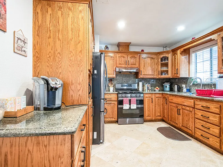 1531 W Trenton Pl — Photo 16