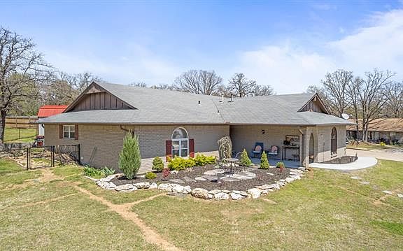 2nd image of 1309 Colleen Dr