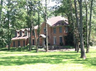 15 Buckman Dr, Newtown, PA 18940