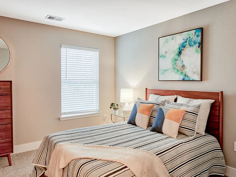 2 Bedroom - 2 Bed / 2 Bath - 988 Sq.Ft.