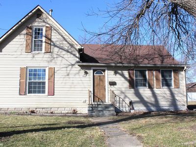 408 W Chestnut St, Bloomfield, IA, 52537