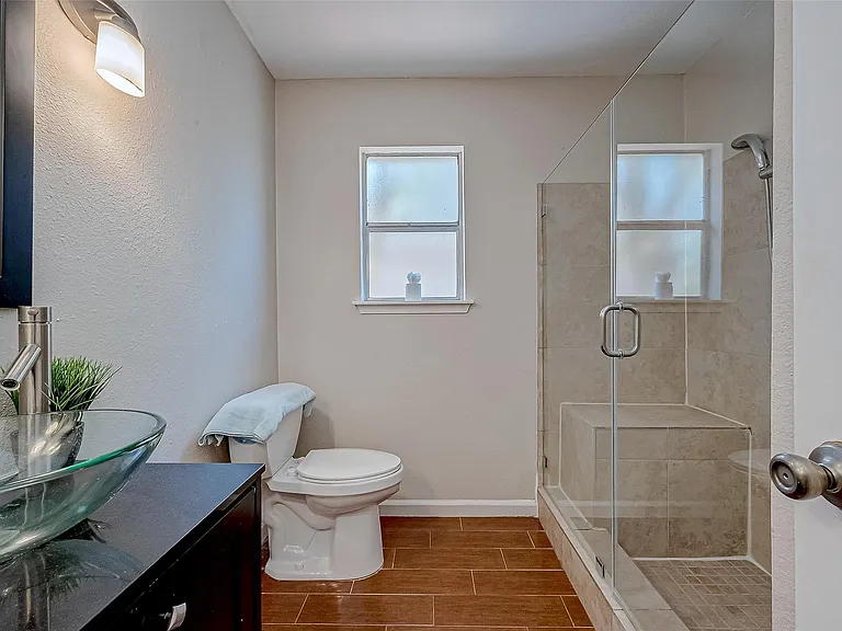 2022 Highland Hills Dr — Photo 22