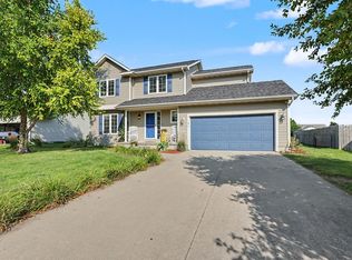 1819 NW Lakeside Dr, Ankeny, IA 50023