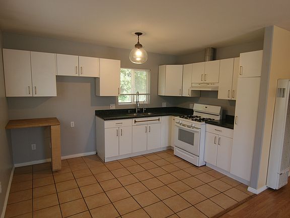 4th image of 24604 Eshelman Ave