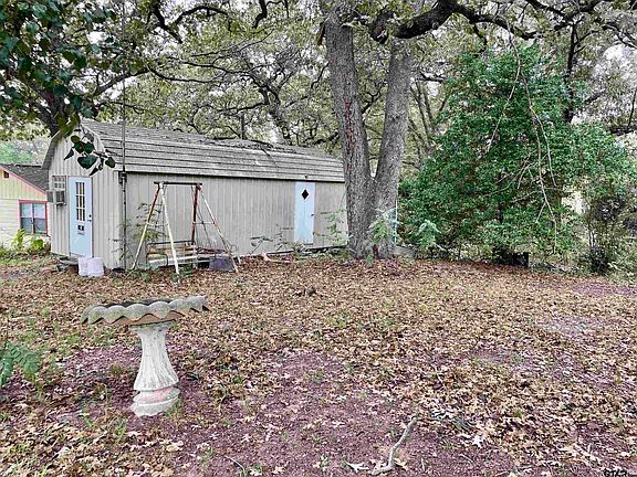 5th image of 205 County Road 2245