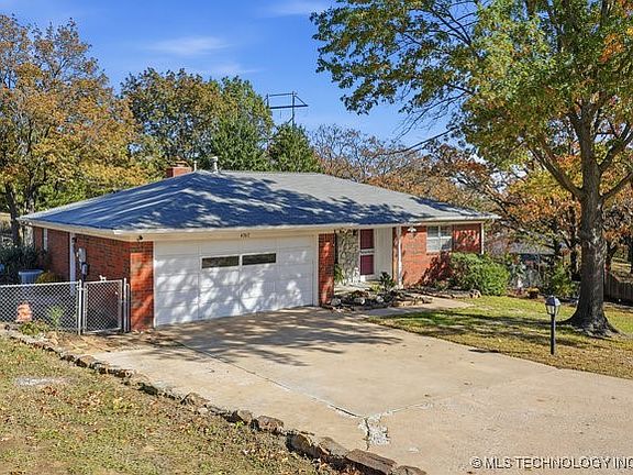 2nd image of 4367 Lakeside Dr