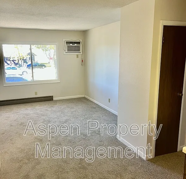 2216 Piper Pl #1 — Photo 2
