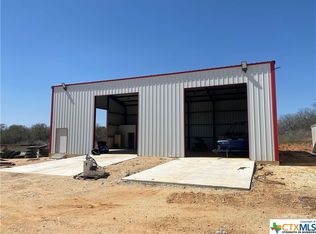 7817 E Interstate Highway 10, Seguin, TX 78155