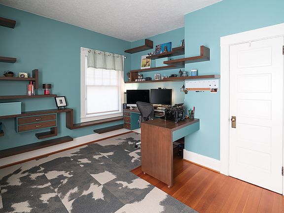 Bedroom/Office (First Floor)