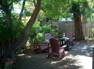 5 Hansen Rd, Novato, CA 94947