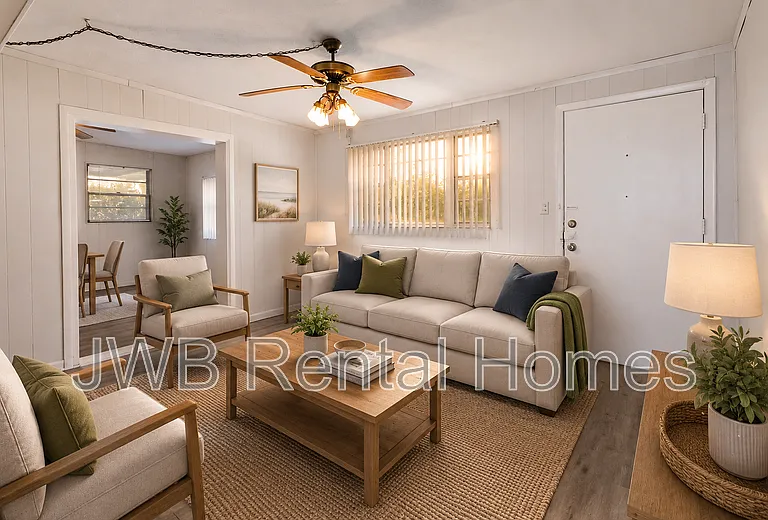 2319 Almeda St — Photo 7