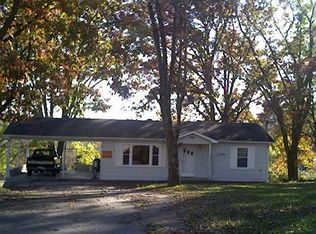 190 School Mountain Rd, Livingston, TN 38570