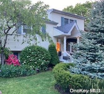 114 Pequot Lane, East Islip, NY, 11730