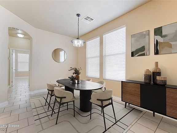 5th image of 5031 Droubay Dr