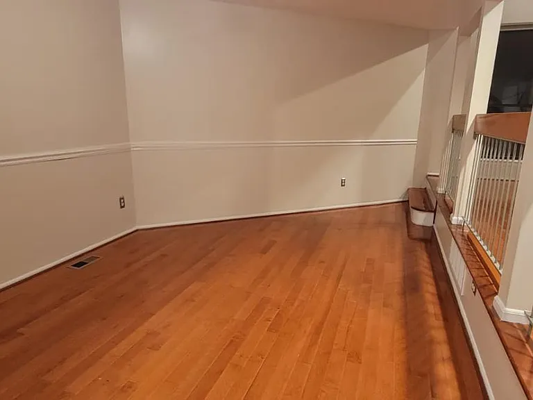 24 Cotoneaster Ct — Photo 4