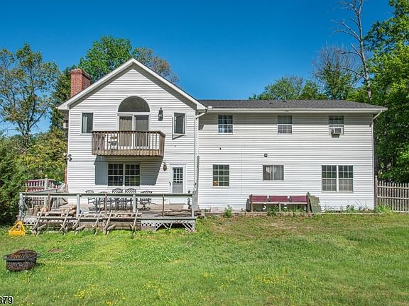 3rd image of 54 Stony Brook Rd