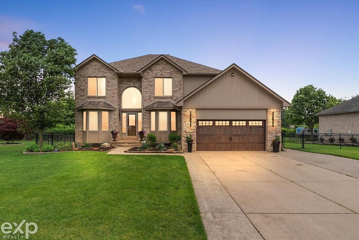 47645 Burlingame Dr, Chesterfield, MI 48047 | Zillow