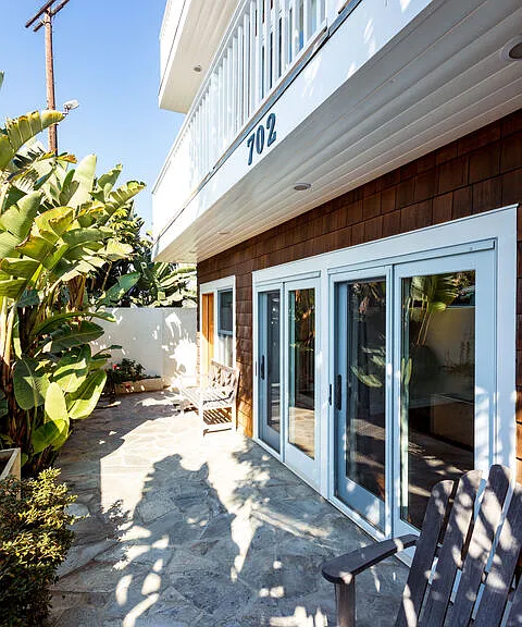 702 Pacific Ave — Photo 2