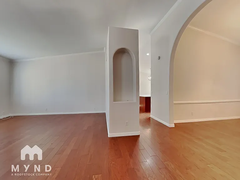 5623 E Grandview Rd — Photo 7