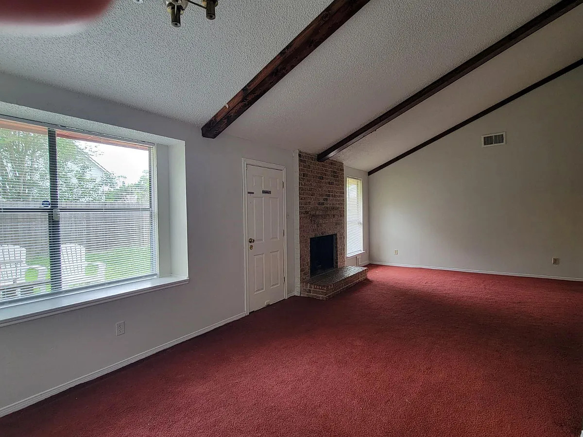 Building Photo - 11651 Woodbuck Trl