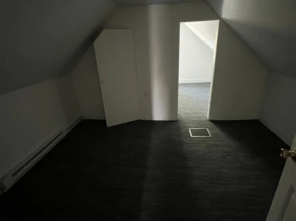 136R Highland St #2, Portland, ME 04103