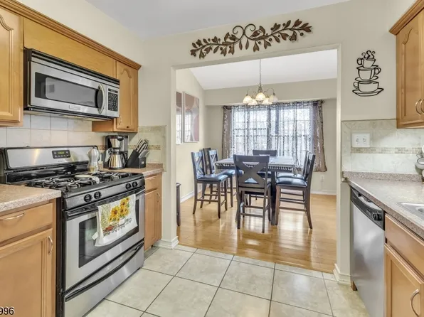 660-672 N Broad St #A22, Elizabeth City, NJ 07208