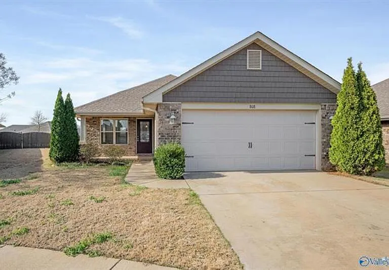 808 Willow Shoals Dr SW — Photo 7