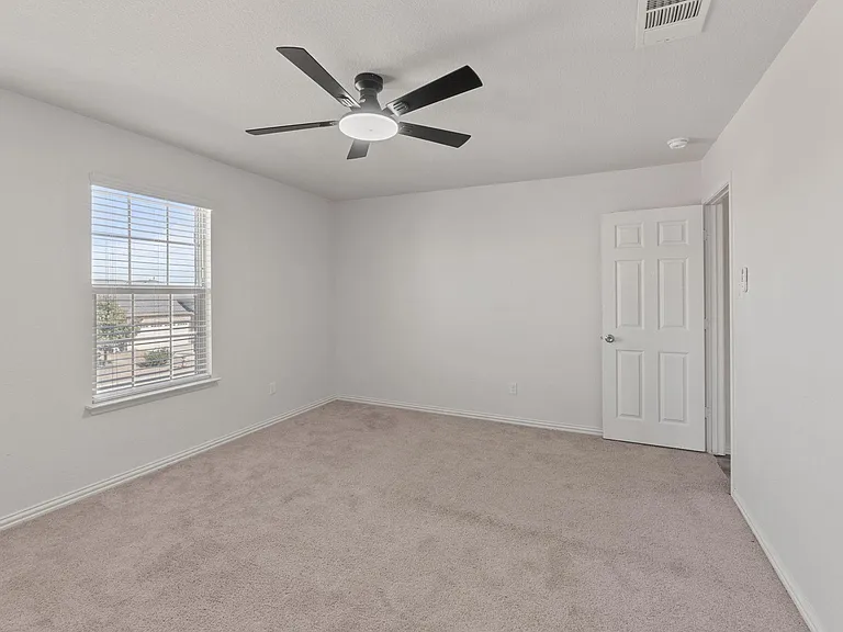 20017 Ploughshores Ln — Photo 28