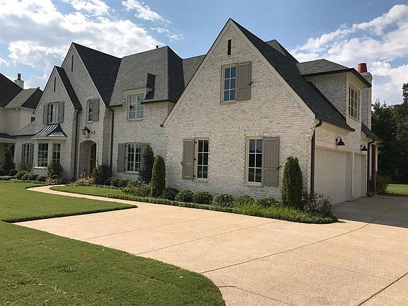 2nd image of 333 Black Duke Cir
