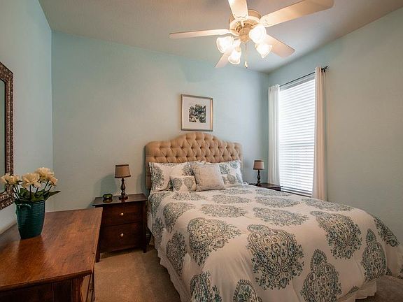 5th image of 300 Granger Cir