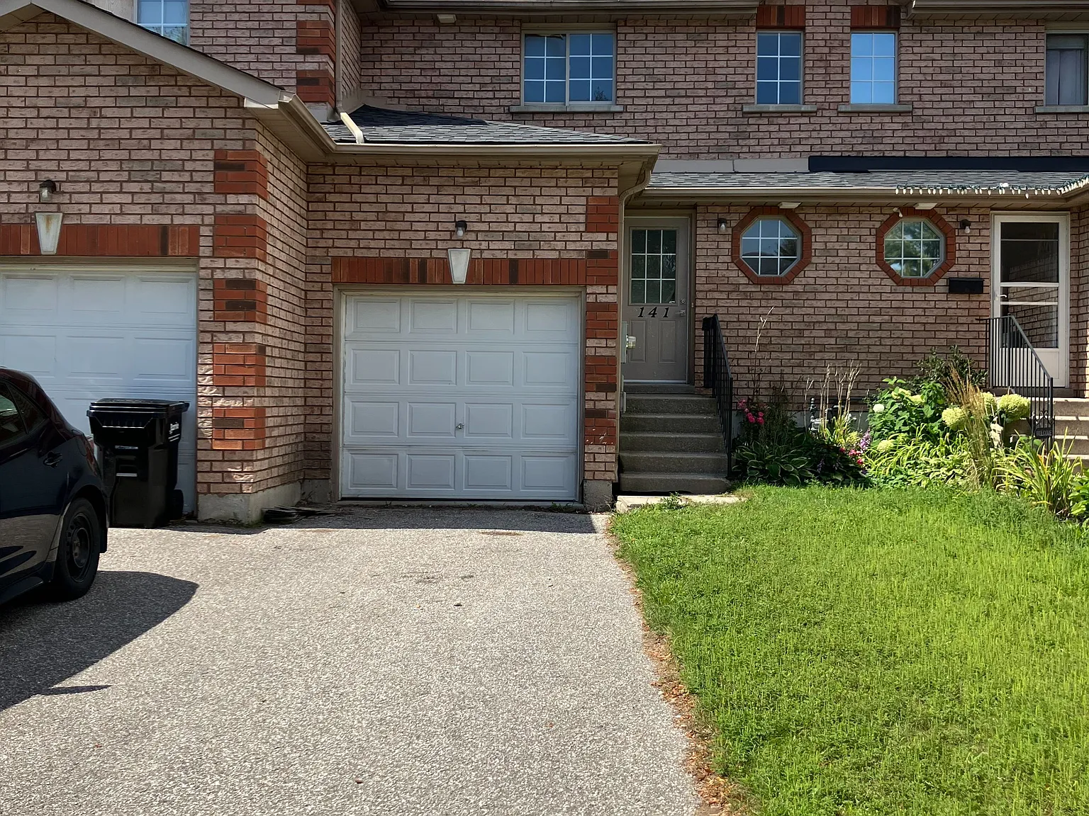 3 bed, $2,495 — Photo 1