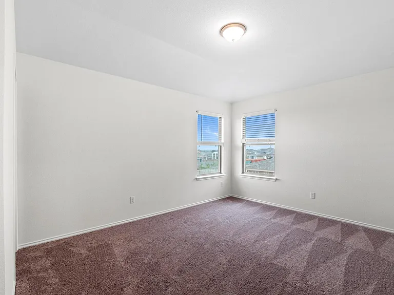 4729 San Rufo Dr — Photo 27