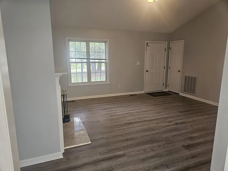 3420 Deer Trace Ln — Photo 4