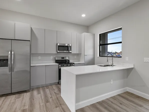 4701 Leonard Blvd S, Lehigh Acres, FL 33973