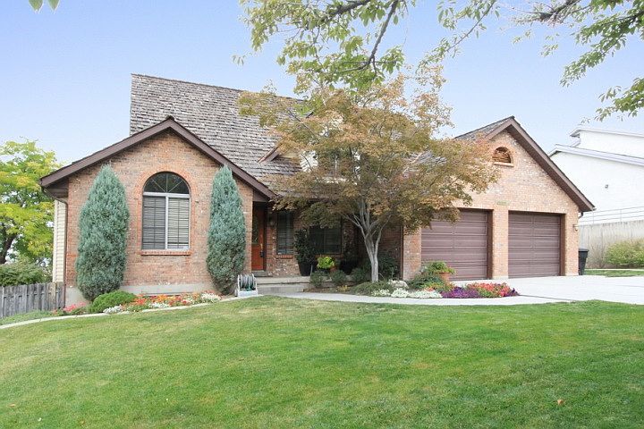 1st image of 2241 E Lonsdale Dr