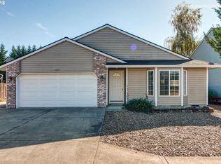 1123 E 7th St, Lafayette, OR 97127