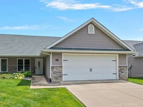 418 E Spruce St, Chatham, IL 62629