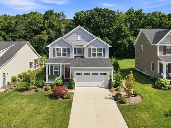 2147 Sugar Maple Dr, Kent, OH 44240