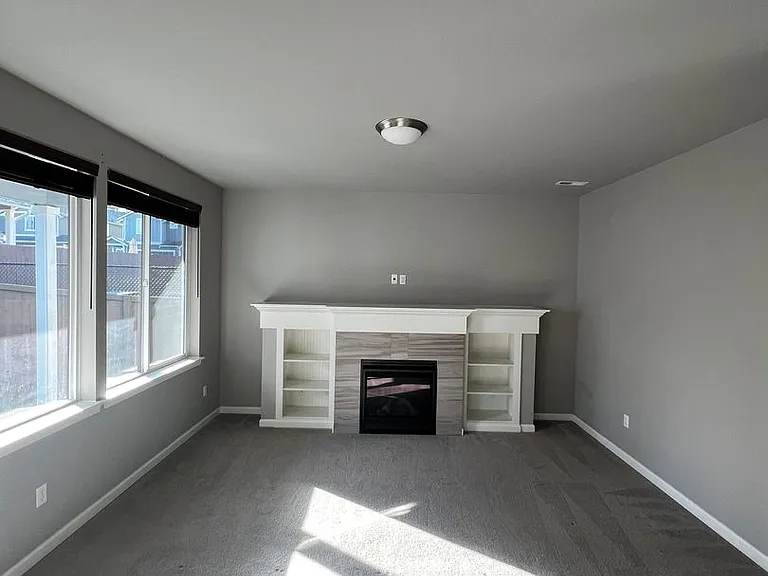 3887 Portside Dr — Photo 17