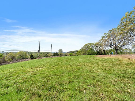 5th image of 55 Kearney Lane