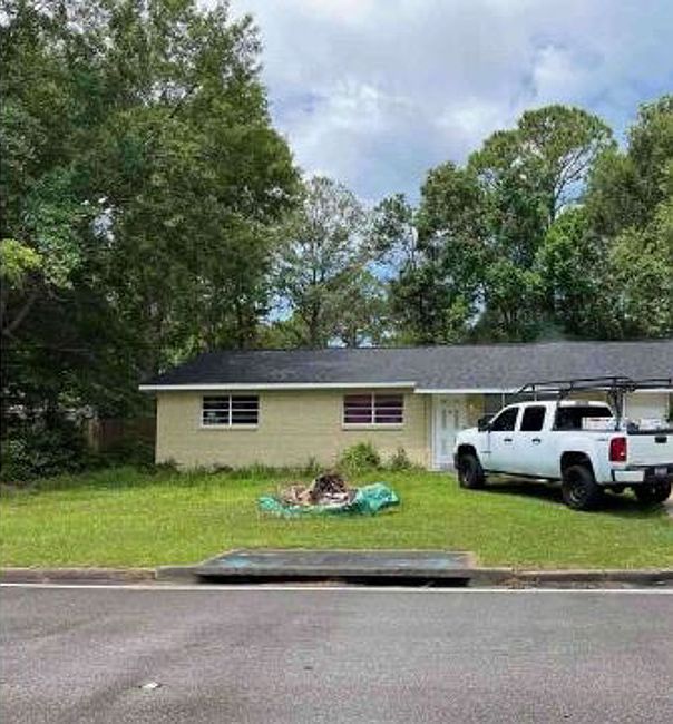 1917 Ladnier Rd, Gautier, MS 39553 | Zillow