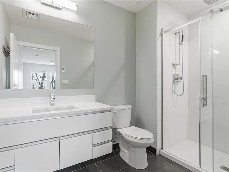 16 Boardman St #202 — Photo 13