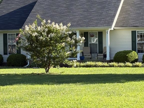 2nd image of 28 Long Meadow Dr