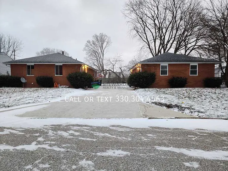 2559 Edwin Ave — Photo 19