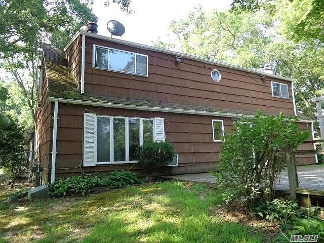 2nd image of 141 Willow St