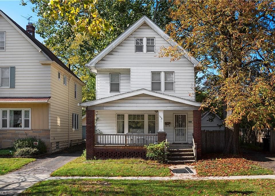 1st image of 1018 E 171st St